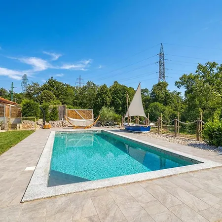 Holiday home Lovely In With Sauna Jurdani