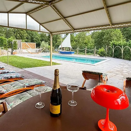 Lovely In With Sauna Holiday home *
